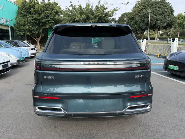 Geely Galaxy M9 — Фото автомобиля 8