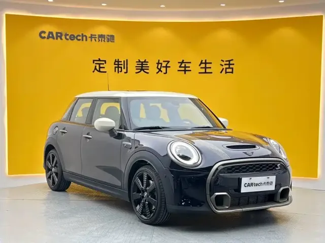 Фотография автомобиля — MINI Hatch