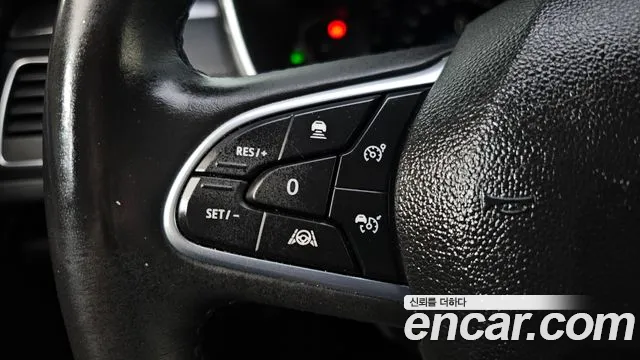 Renault Korea SM6 — Фото автомобиля 24