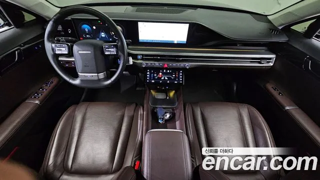 Hyundai Grandeur Grandeur (GN7) 2.5 Бензин 2WD — Фото автомобиля 7