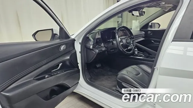 Hyundai Avante — Фото автомобиля 15