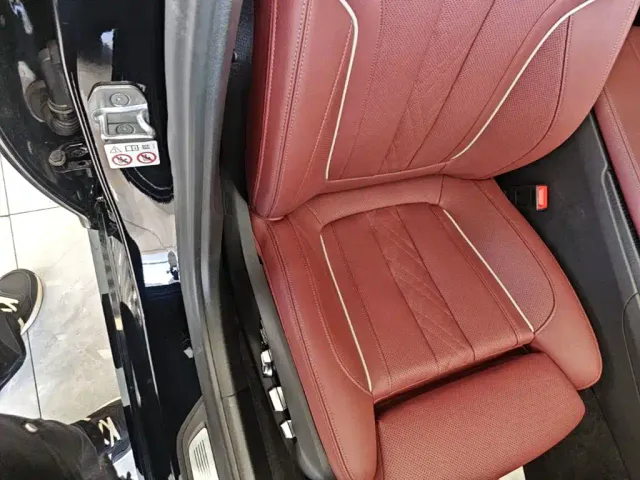 BMW 5 Series — Фото автомобиля 23