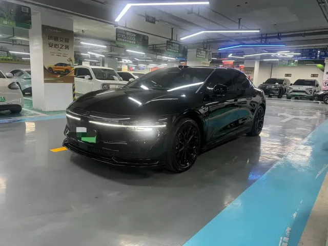 Фотография автомобиля — Zeekr 007