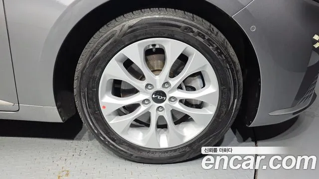 Kia K8 2.5 Бензин 2WD — Фото автомобиля 21