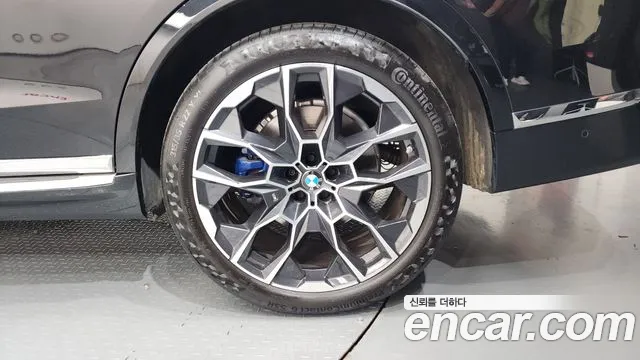 BMW X7 — Фото автомобиля 18
