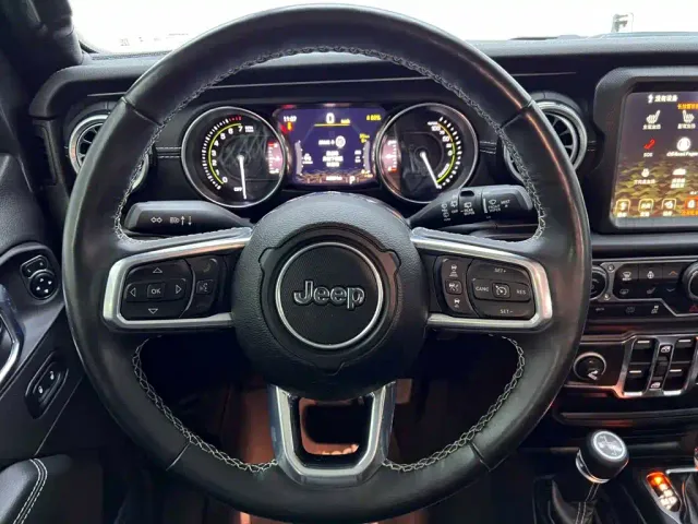 Jeep Wrangler 4xe — Фото автомобиля 22