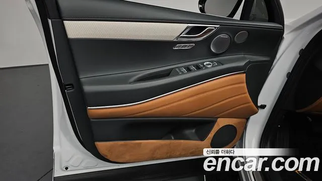 Genesis GV80 2.5T Бензин AWD — Фото автомобиля 17