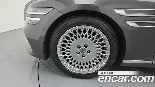 Genesis G80 Бензин 2.5 турбо AWD — Фото автомобиля 5
