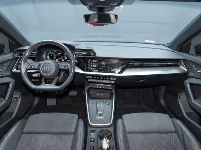 Audi A3 — Фото автомобиля 4
