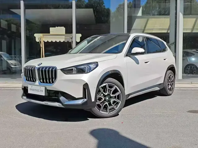 BMW X1 — Фото автомобиля 2