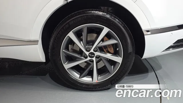 Genesis GV80 — Фото автомобиля 6