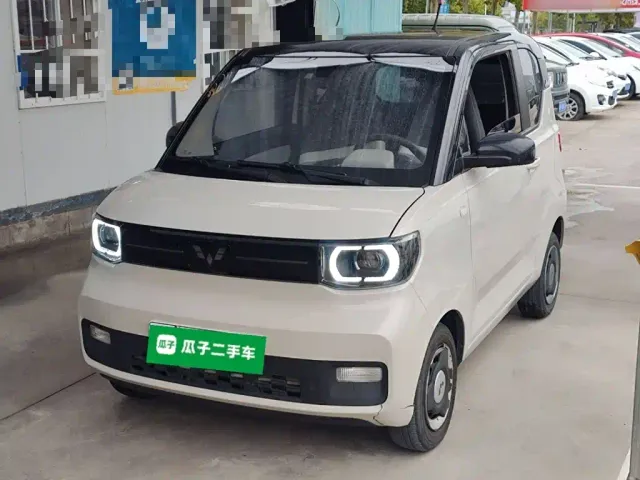 Фотография автомобиля — Wuling Hongguang Mini EV