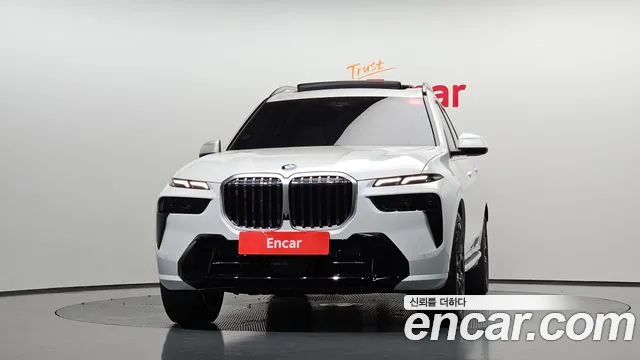 BMW X7 — Фото автомобиля 3