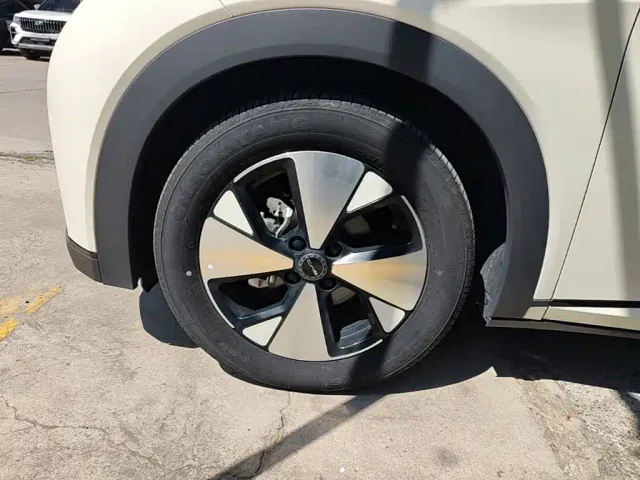 BYD Dolphin — Фото автомобиля 24