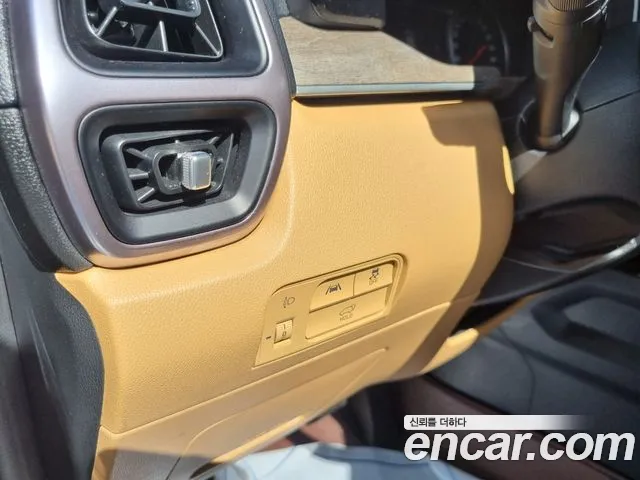 Kia Sorento Sorento 4-е поколение Дизель 2.2 2WD — Фото автомобиля 14