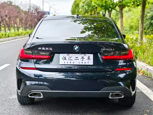 BMW 3 Series — Фото автомобиля 11