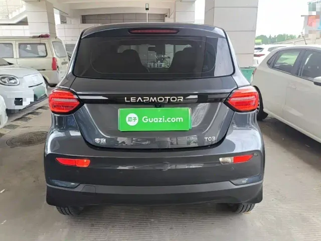 Leapmotor T03 — Фото автомобиля 3