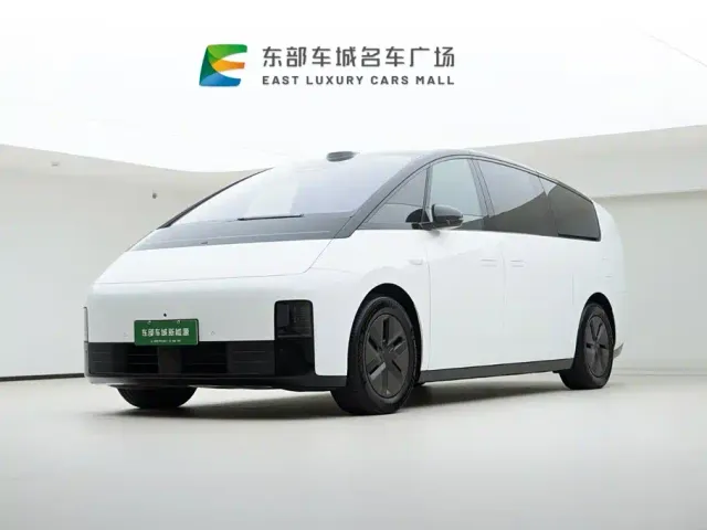 Фотография автомобиля — Li Auto MEGA