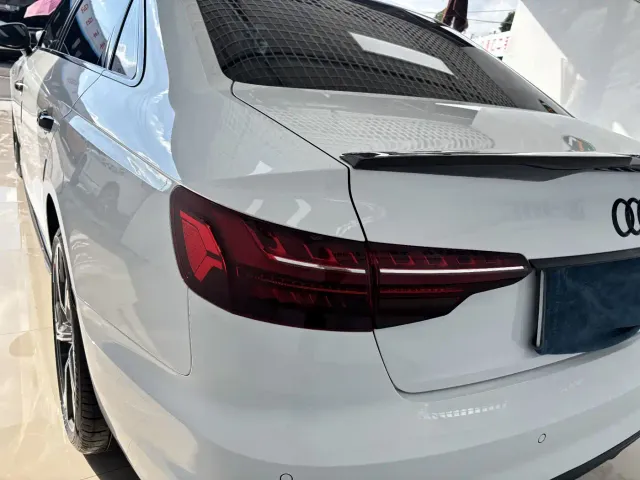 Audi A4L — Фото автомобиля 9