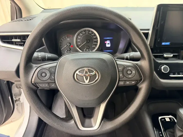 Toyota Corolla — Фото автомобиля 11