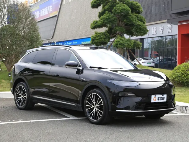 Leapmotor C11 — Фото автомобиля 3