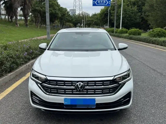 Volkswagen Sagitar — Фото автомобиля 2