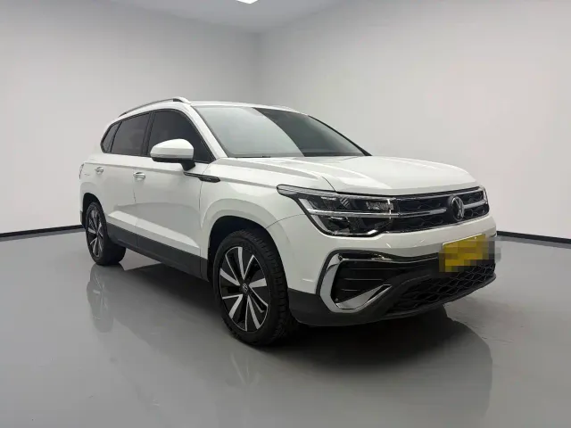 Volkswagen Tharu — Фото автомобиля 3