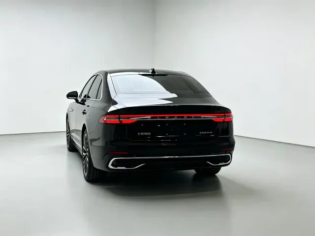 Lincoln Z — Фото автомобиля 11