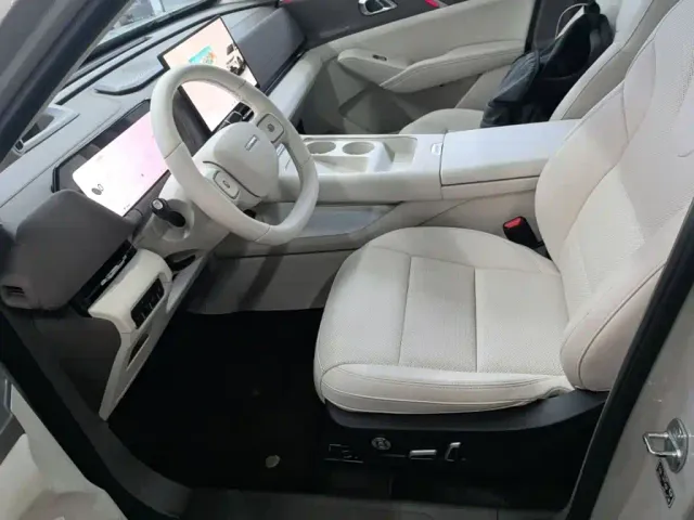 Haval Xiaolong MAX — Фото автомобиля 14