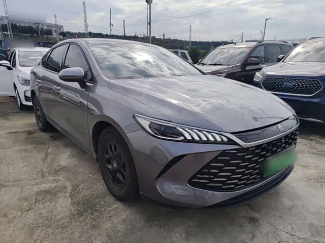 BYD Qin PLUS — Фото автомобиля 3