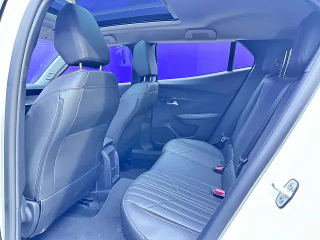 Peugeot 2008 — Фото автомобиля 7