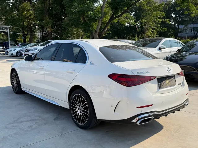 Mercedes-Benz C-Class — Фото автомобиля 4