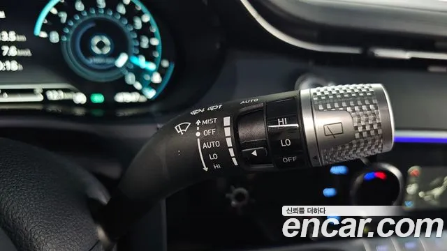 Genesis GV70 — Фото автомобиля 27