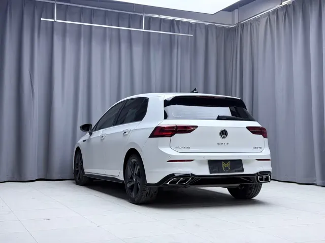 Volkswagen Golf — Фото автомобиля 6