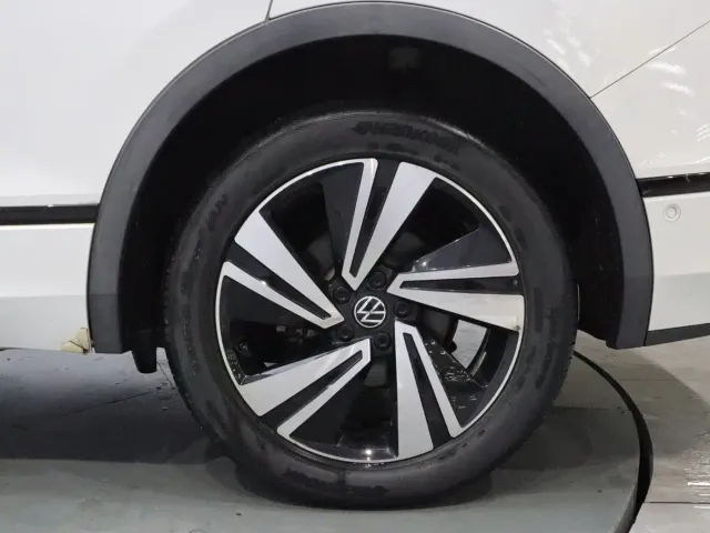 Volkswagen Tiguan X — Фото автомобиля 21