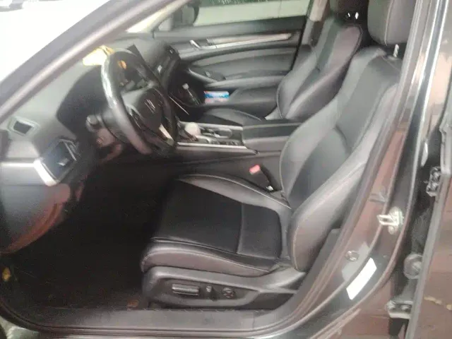 Honda Accord — Фото автомобиля 8