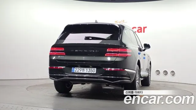 Genesis GV80 — Фото автомобиля 4