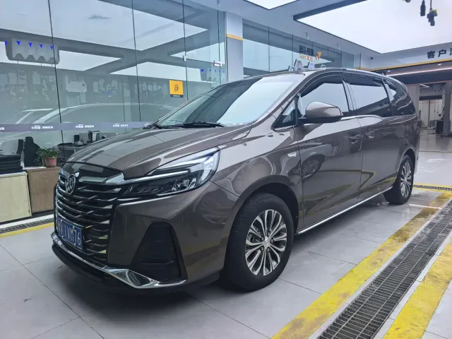 Фотография автомобиля — Buick GL8