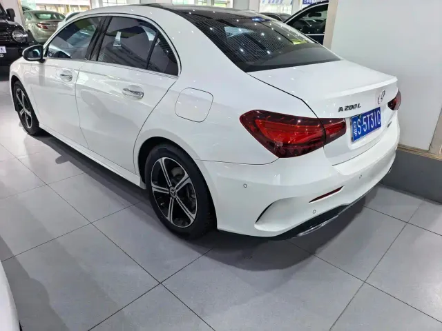 Mercedes-Benz A-Class — Фото автомобиля 10