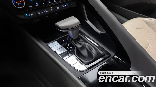 Hyundai Avante CN7 — Фото автомобиля 12