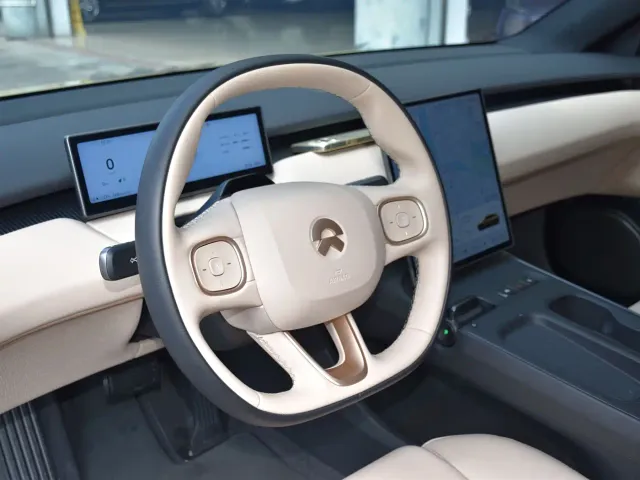 Nio ET5 Touring — Фото автомобиля 7