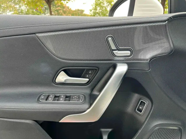Mercedes-Benz A-Class — Фото автомобиля 13