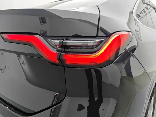 Nio EC6 — Фото автомобиля 22