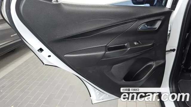 Chevrolet Bolt EV New — Фото автомобиля 14