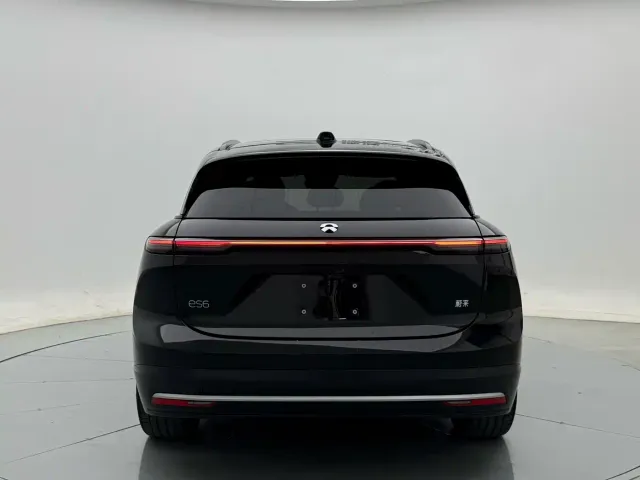 Nio ES6 — Фото автомобиля 6