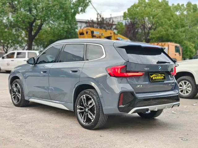 BMW X1 — Фото автомобиля 5