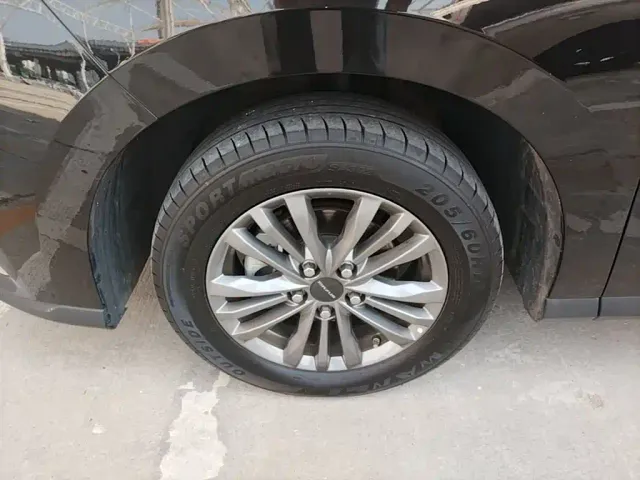 Maxus G50 — Фото автомобиля 22