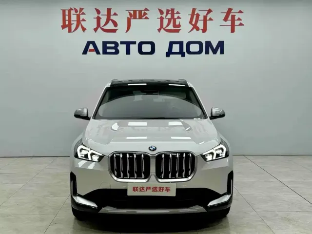 BMW X1 — Фото автомобиля 2