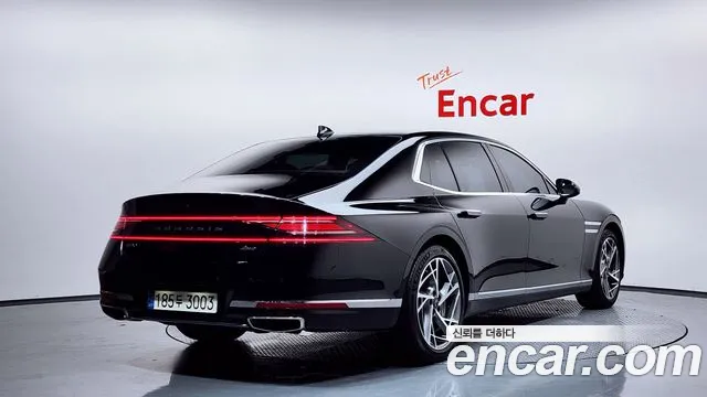 Genesis G90 Бензин 3.5 турбо AWD — Фото автомобиля 2