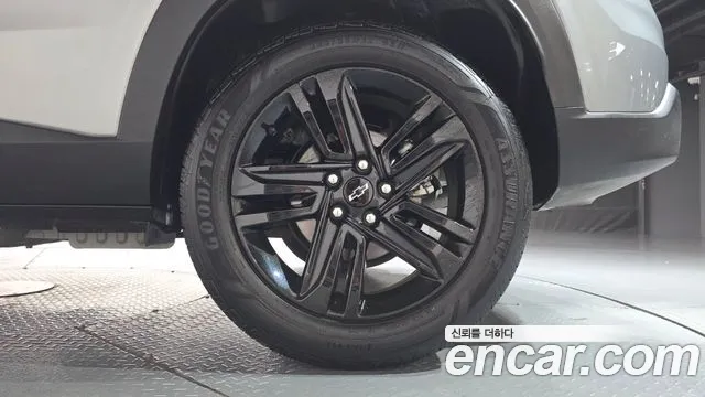 ChevroletGMDaewoo Trax Trax Кроссовер — Фото автомобиля 20